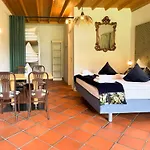 Hotel Fantasia Budget Boutique 3*